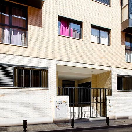 1 Habitacion Apartamento Temporada Lucero Мадрид Екстериор снимка