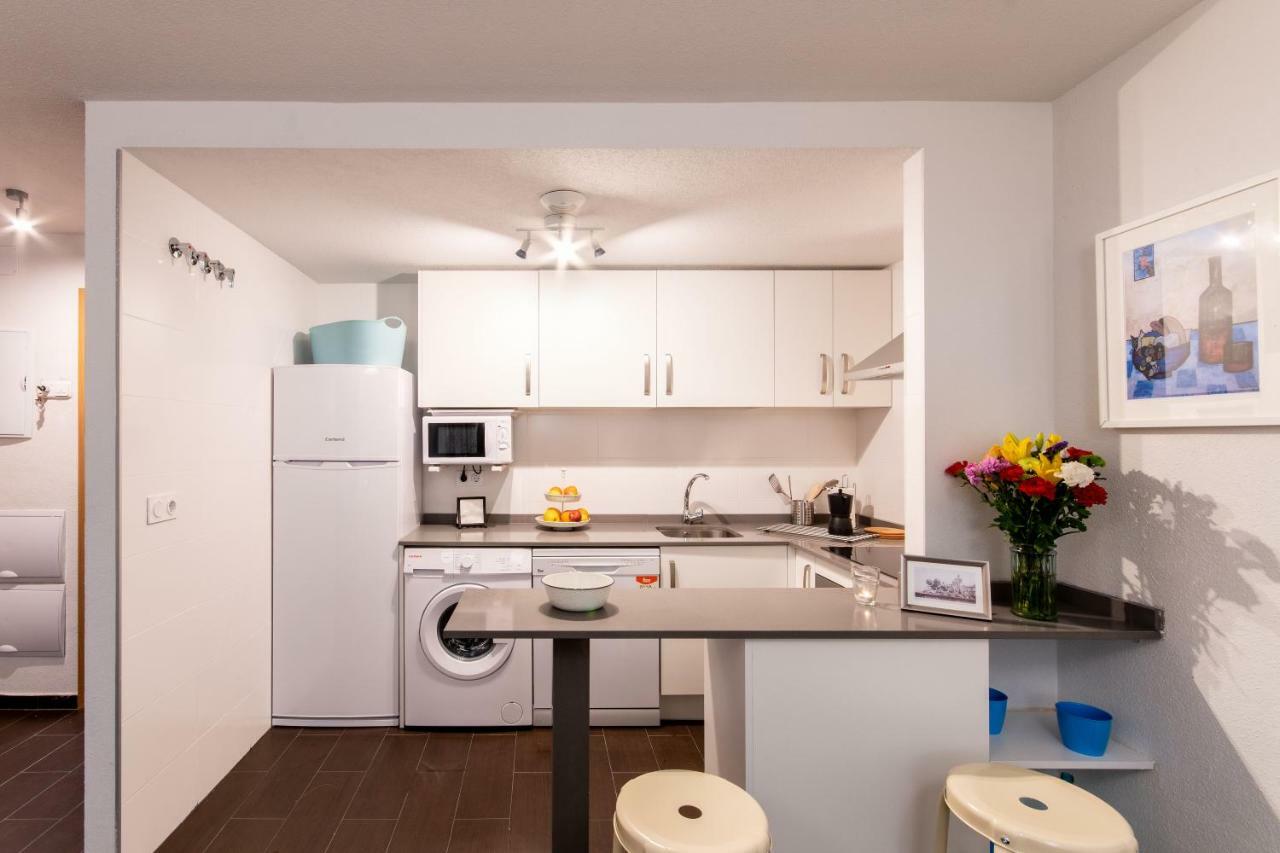 1 Habitacion Apartamento Temporada Lucero Мадрид Екстериор снимка